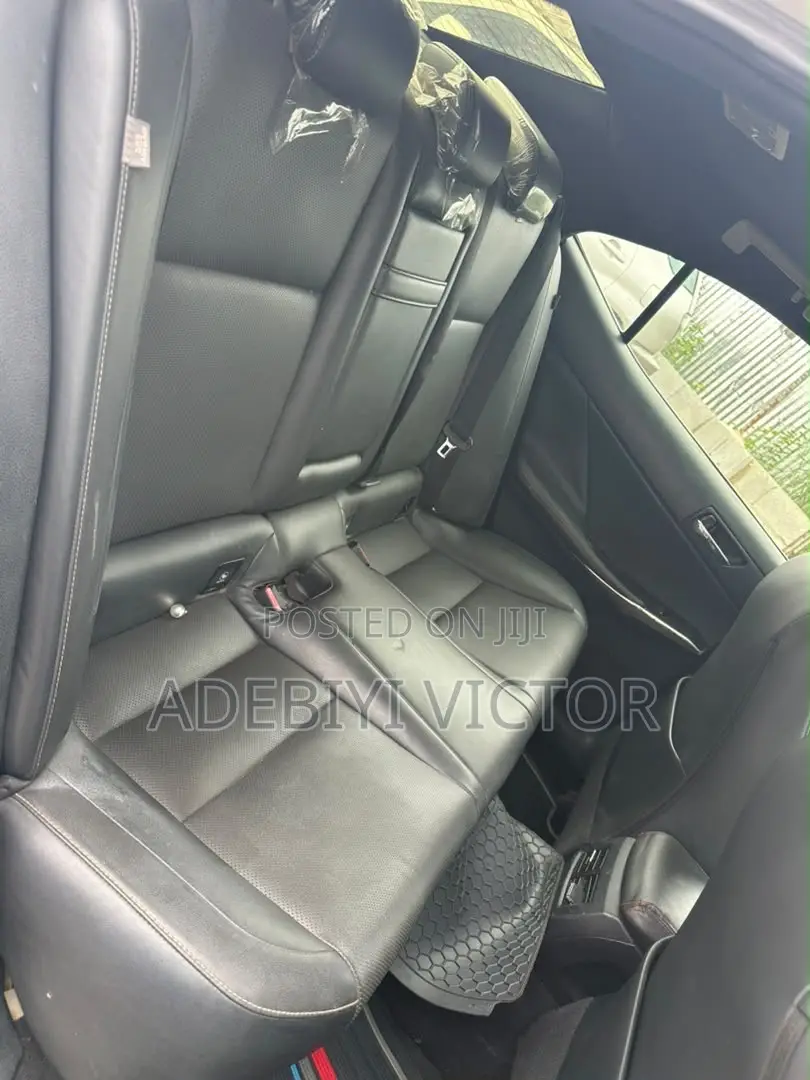 Lexus IS 2014 White