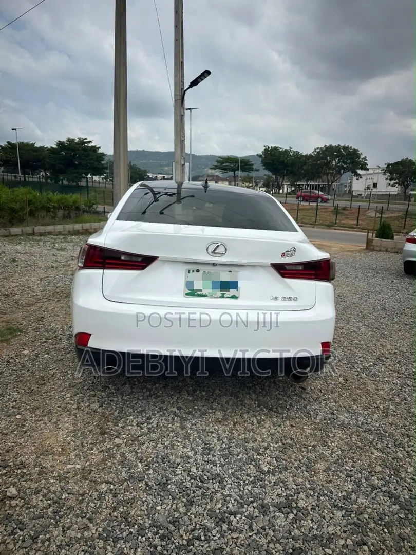 Lexus IS 2014 White