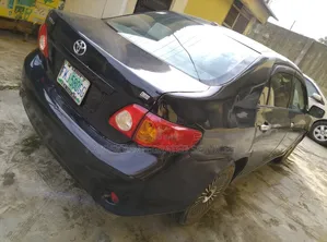 Toyota Corolla 2009 Black