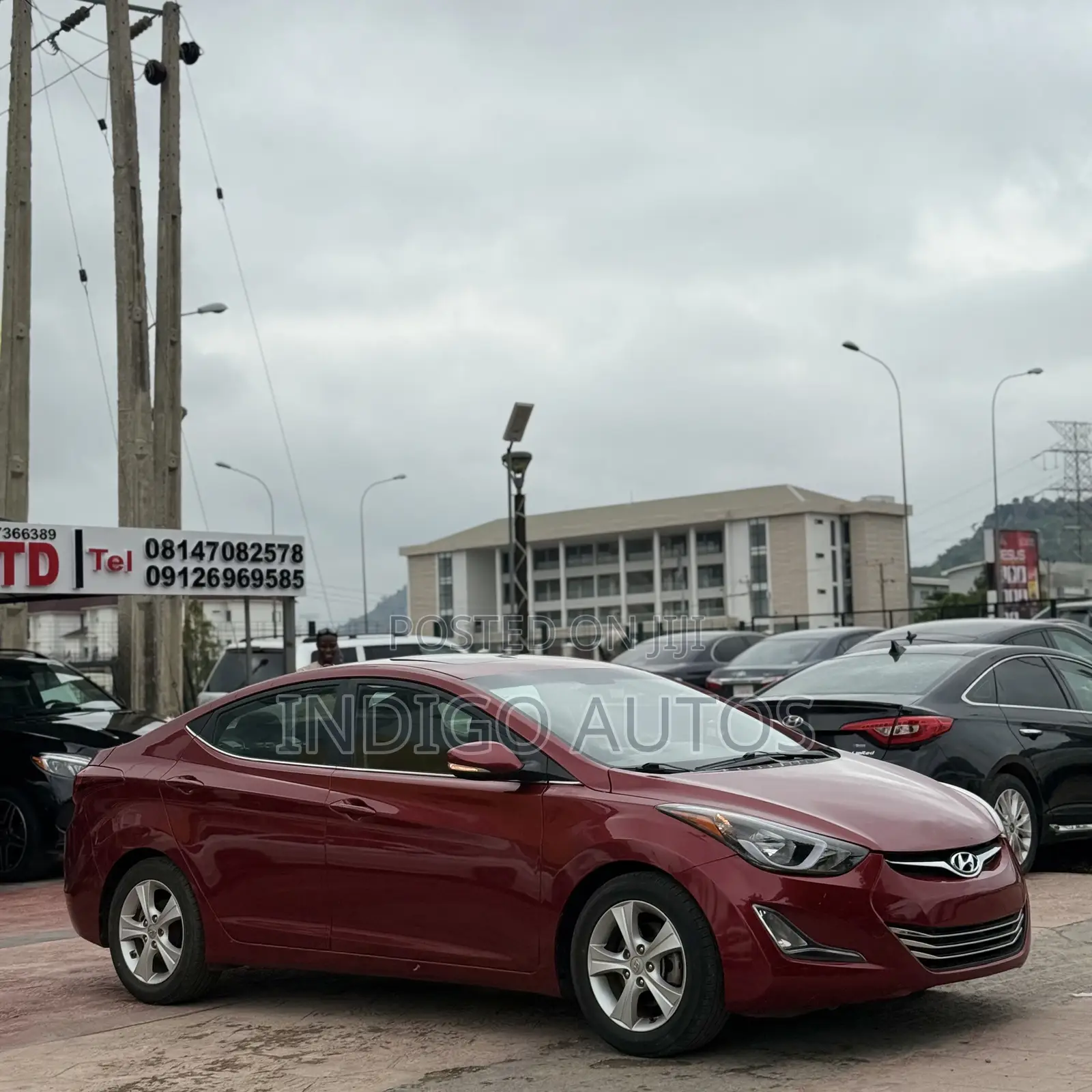 Hyundai Elantra 2015 Red