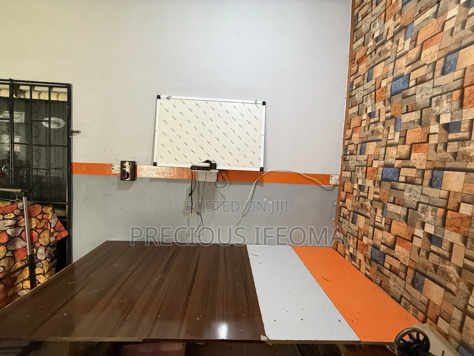 Cutting Table