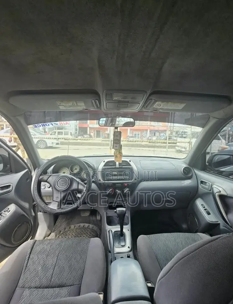 Toyota RAV4 2005 Silver