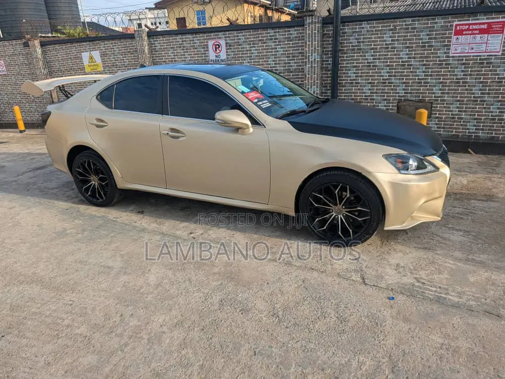Lexus IS 2008 Brown