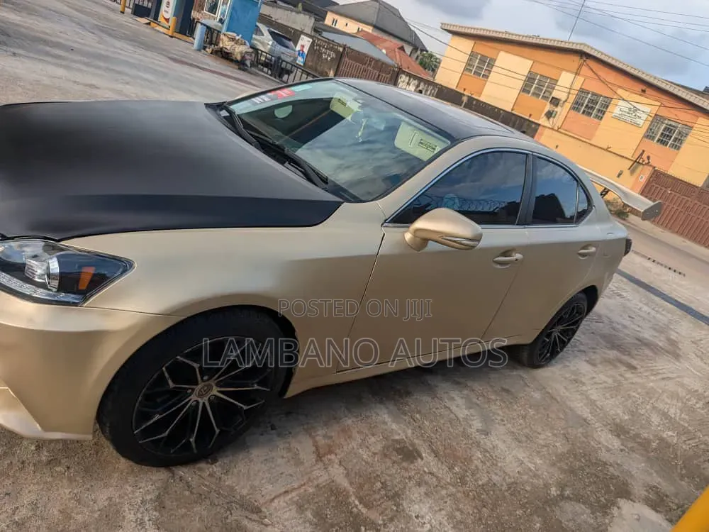 Lexus IS 2008 Brown