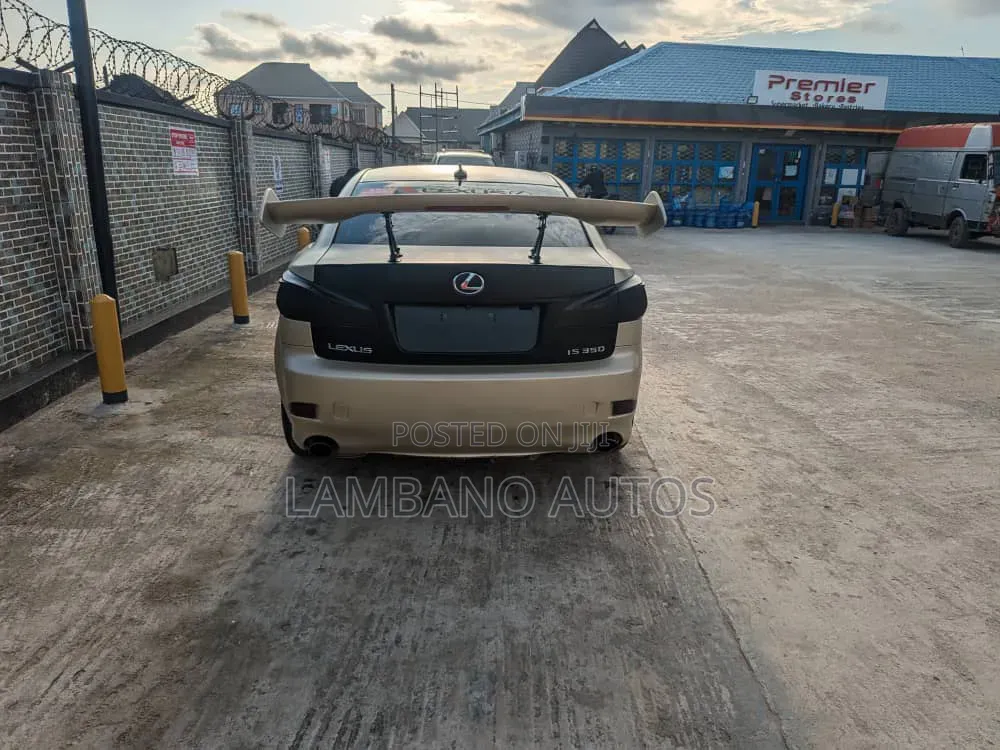 Lexus IS 2008 Brown