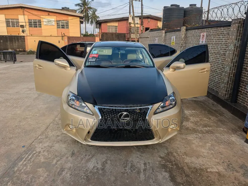 Lexus IS 2008 Brown