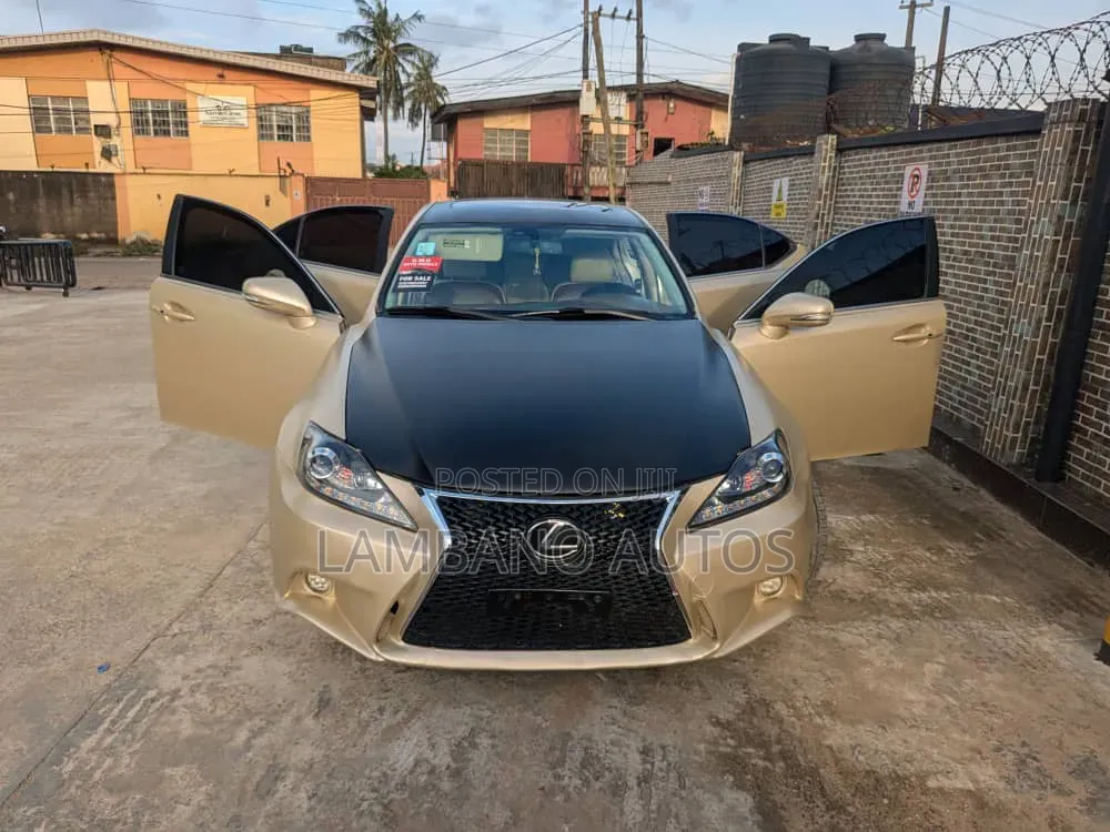Lexus IS 2008 Brown