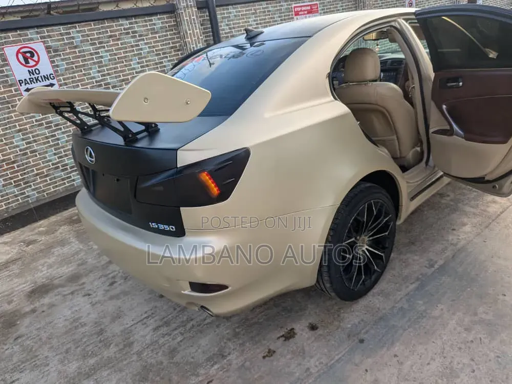 Lexus IS 2008 Brown