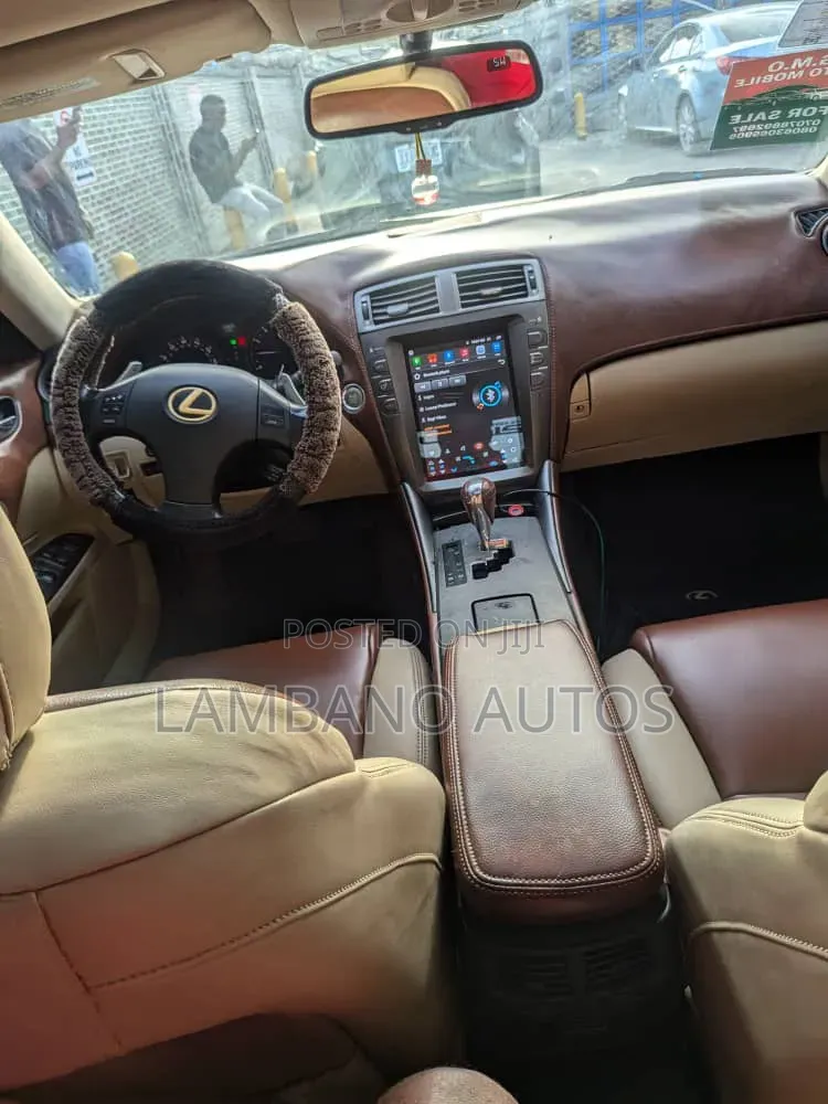 Lexus IS 2008 Brown