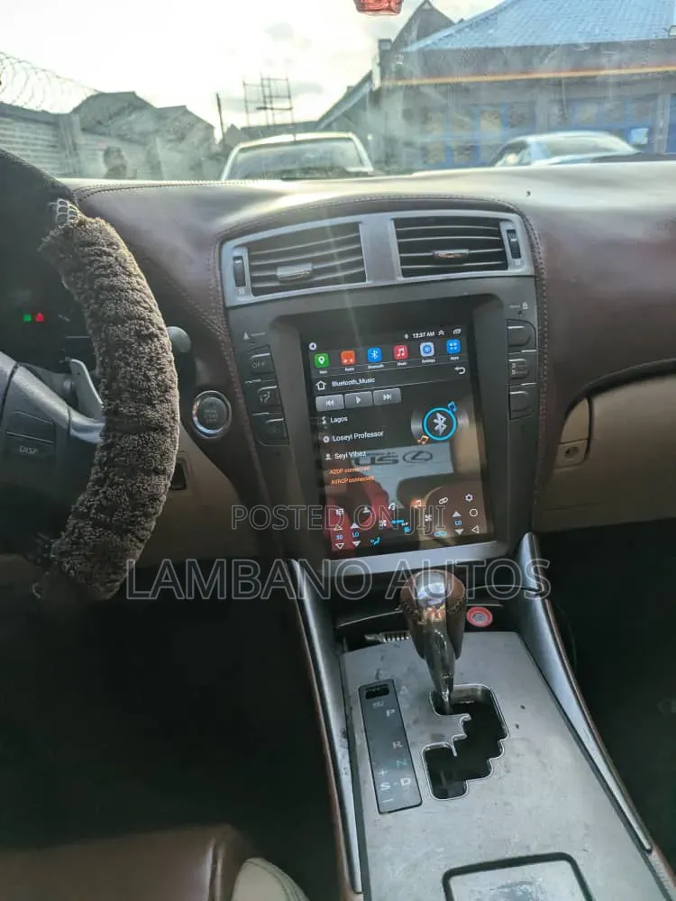 Lexus IS 2008 Brown