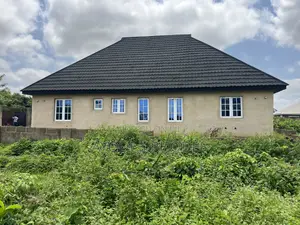 3bdrm Bungalow in Galaxy Estate, Akobo for sale