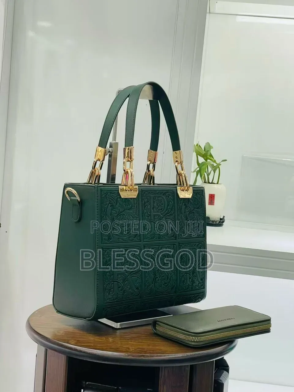 Luxury Hand Bag