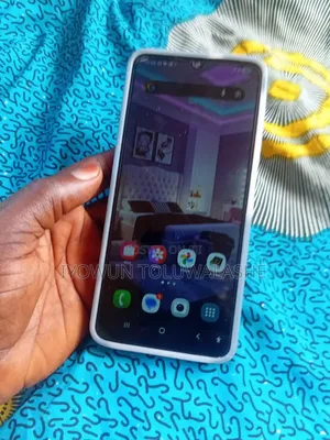 Samsung Galaxy A06 128 GB Black