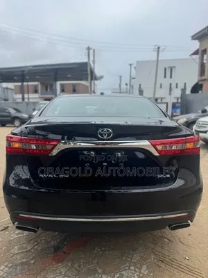 Toyota Avalon XLE Plus Sedan FWD (3.5L 6cyl 6A) 2017 Black