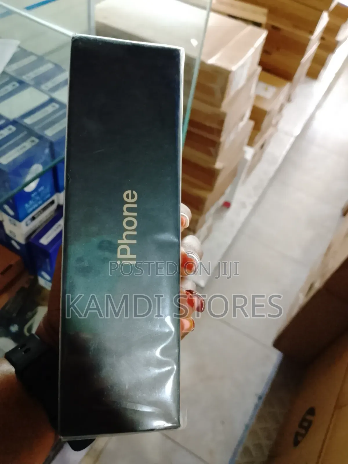 New Apple iPhone 11 Pro Max 256 GB Gold