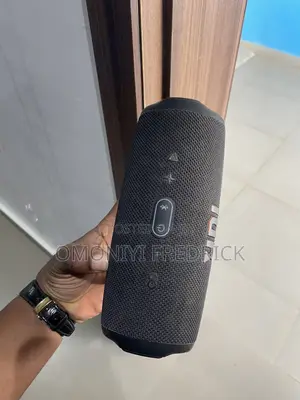 JBL Charge 5 Speaker