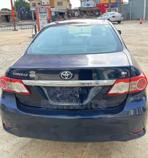Toyota Corolla LE 4dr Sedan (1.8L 4cyl 4A) 2012 Blue