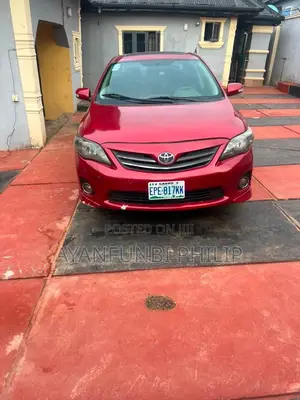 Toyota Corolla S 4dr Sedan (1.8L 4cyl 4A) 2012 Red