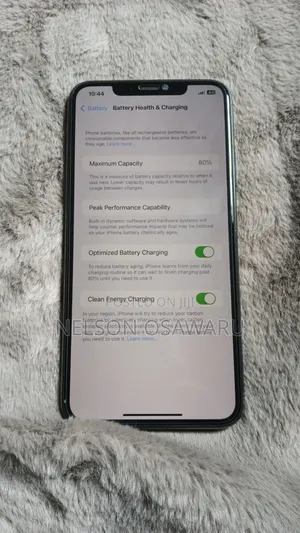 Apple iPhone 11 Pro Max 64 GB Green