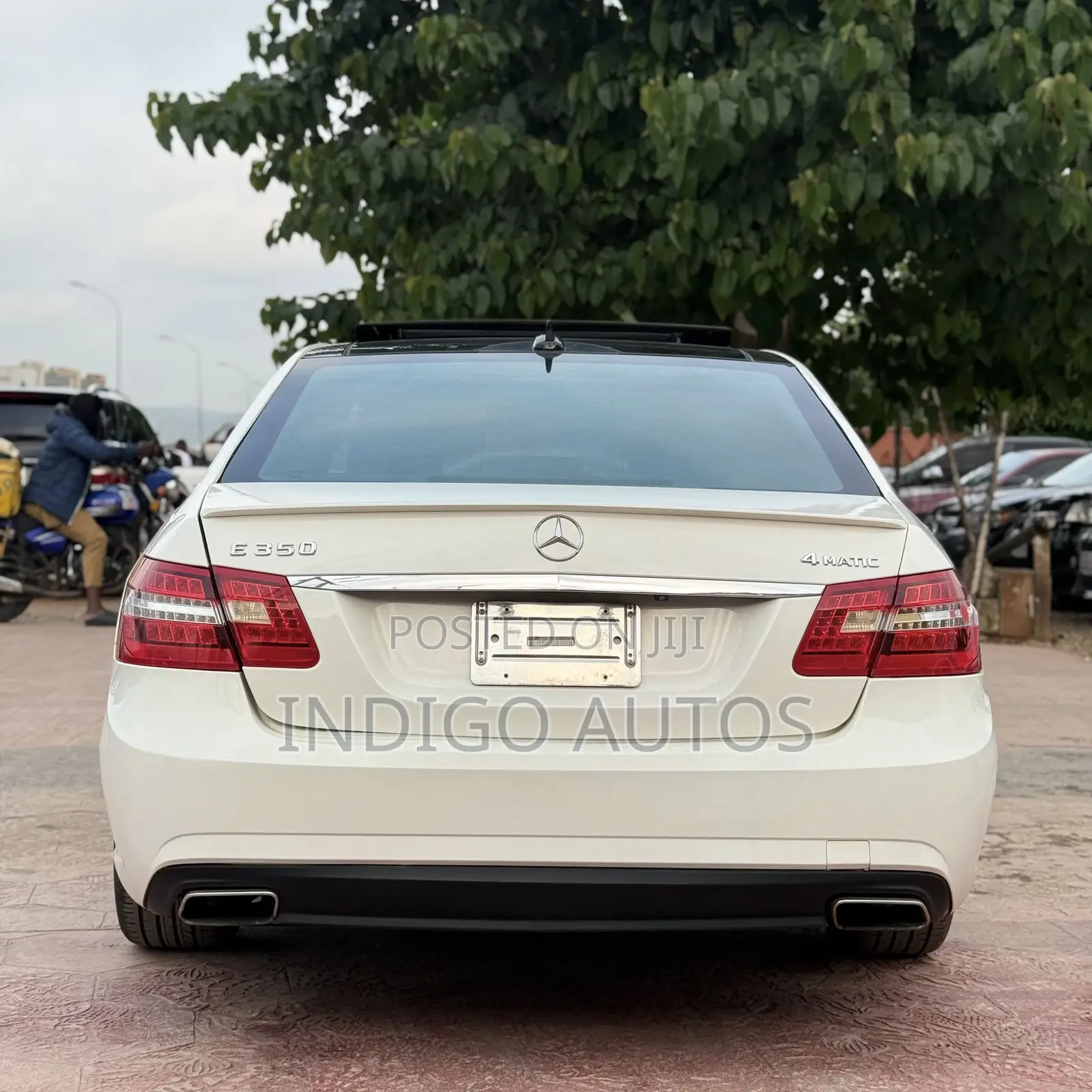 Mercedes-Benz E-Class 2012 White