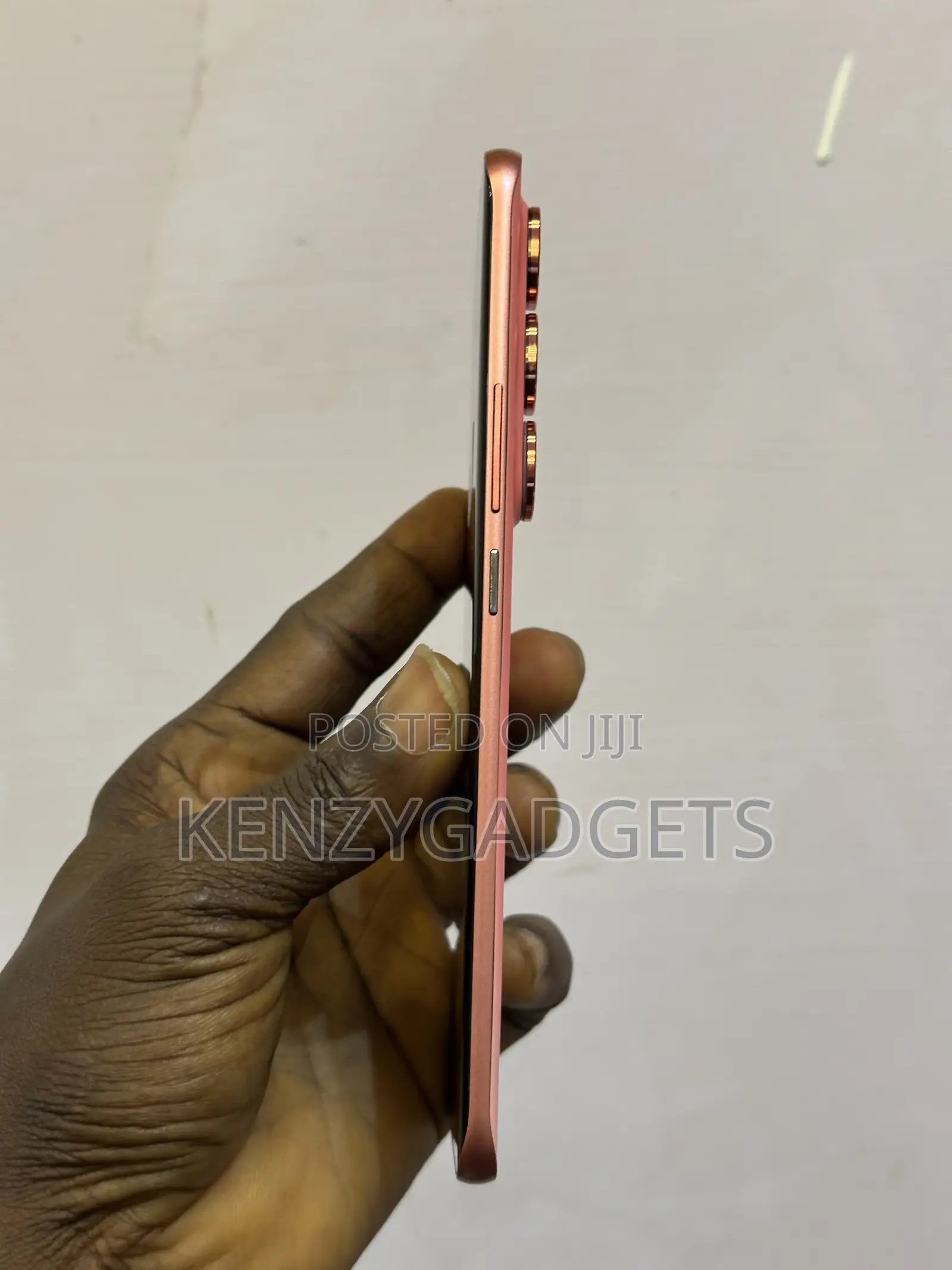 Infinix Hot 60 Pro+ 256 GB Pink