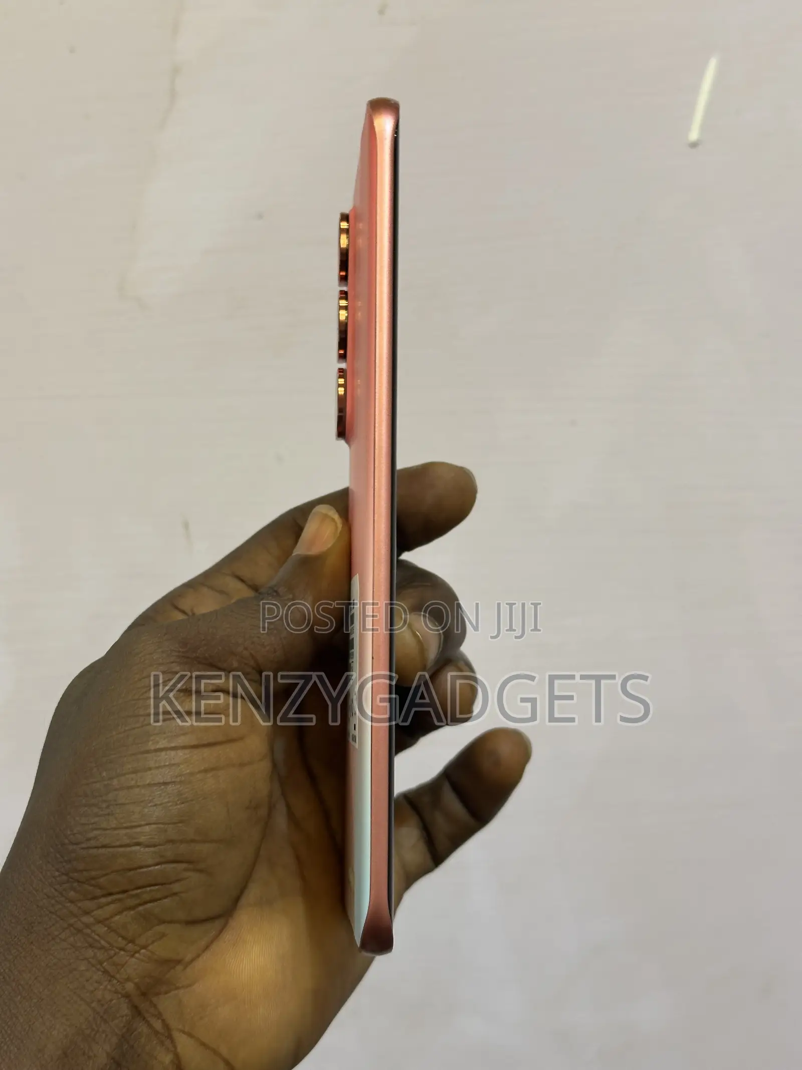 Infinix Hot 60 Pro+ 256 GB Pink