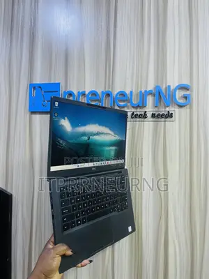 Laptop Dell Latitude 7400 16GB Intel Core i5 SSD 256GB