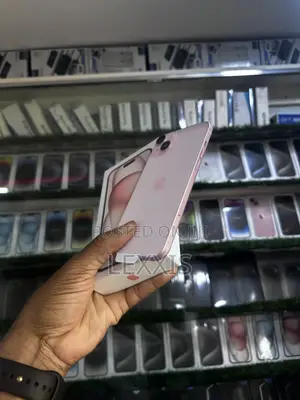 New Apple iPhone 15 256 GB Pink