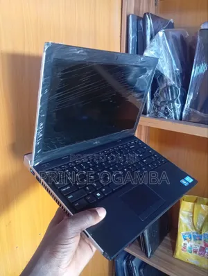 Laptop Dell Latitude 3330 8GB Intel Core i5 HDD 500GB