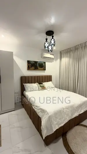 One Bedroom Apartment