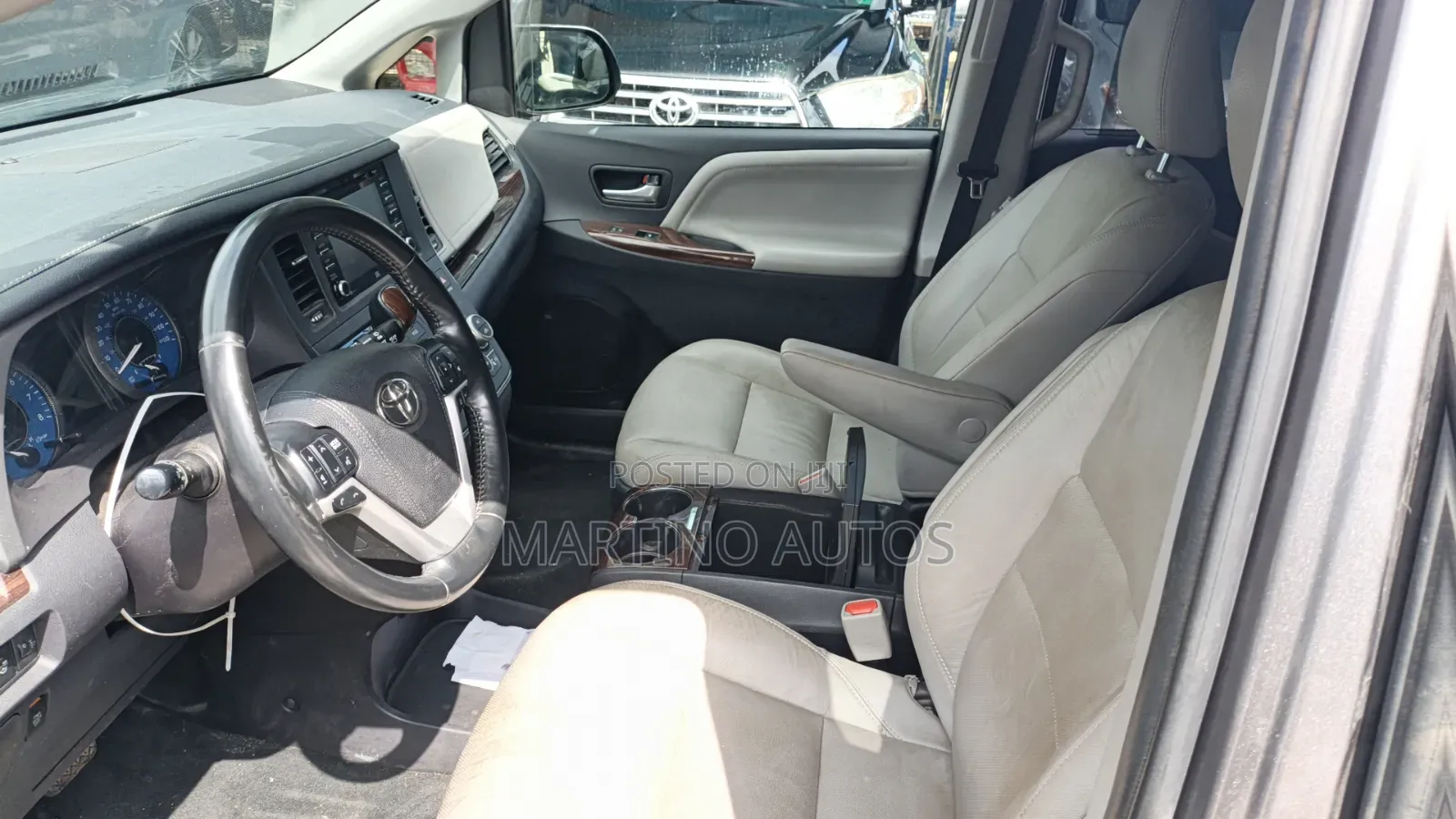 Toyota Sienna 2018 Gray