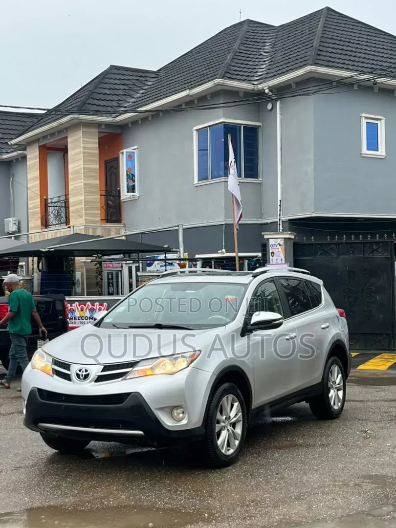 Toyota RAV4 2014 Silver