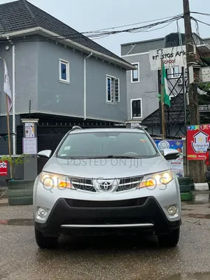 Toyota RAV4 2014 Silver