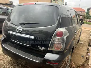 Toyota Corolla Verso 1.8 VVT-i Luna Automatic 2005 Black