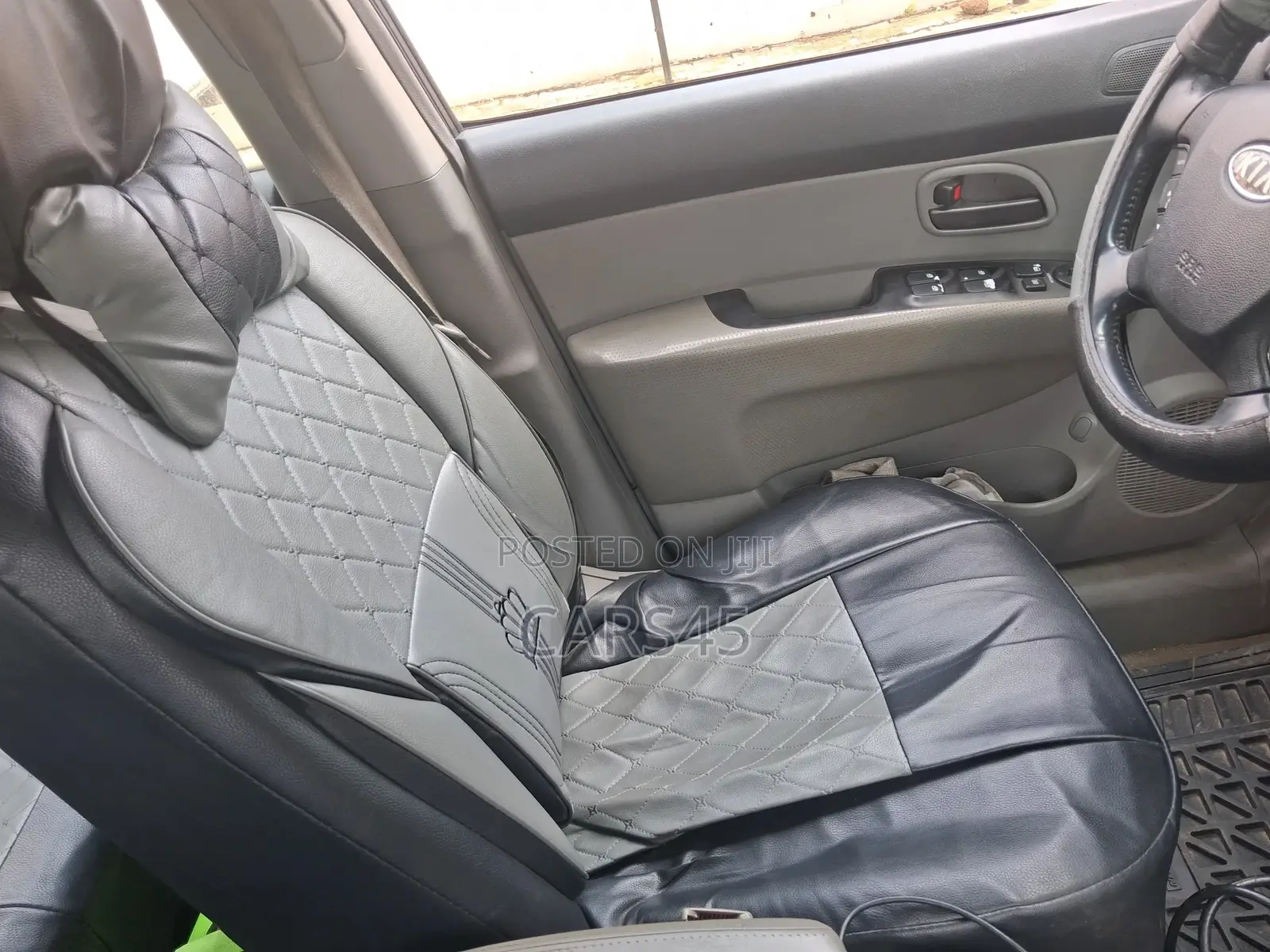 Kia Rondo 2007 Gray