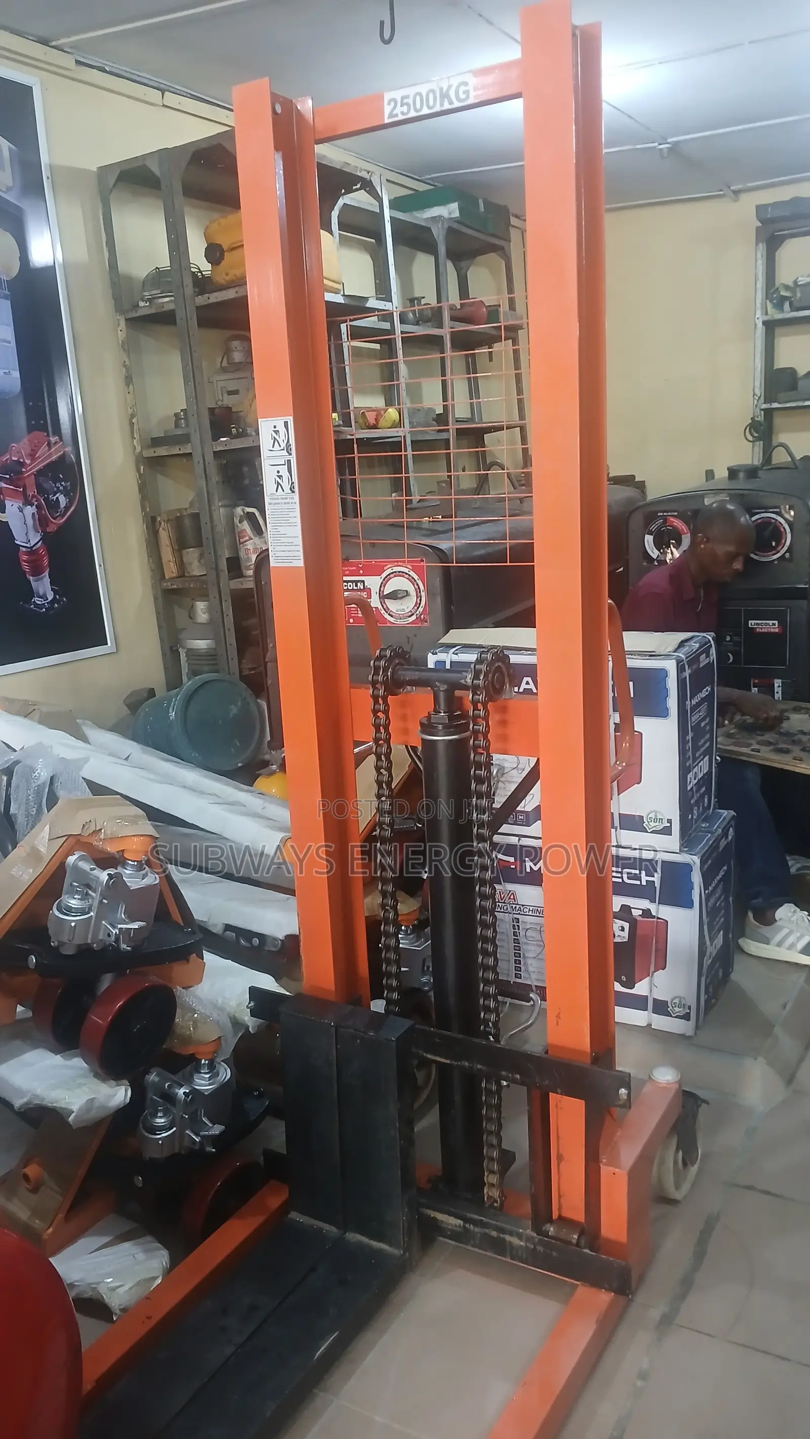 Manual Stacker 2500kg