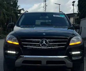 Mercedes-Benz M Class ML350 4MATIC 4dr SUV AWD (3.5L 6cyl 7A) 2015
