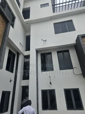 3bdrm Duplex in Jabi for sale