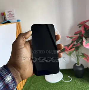 Apple iPhone 13 128 GB Black