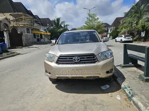 Toyota Highlander Sport 2009 Gold