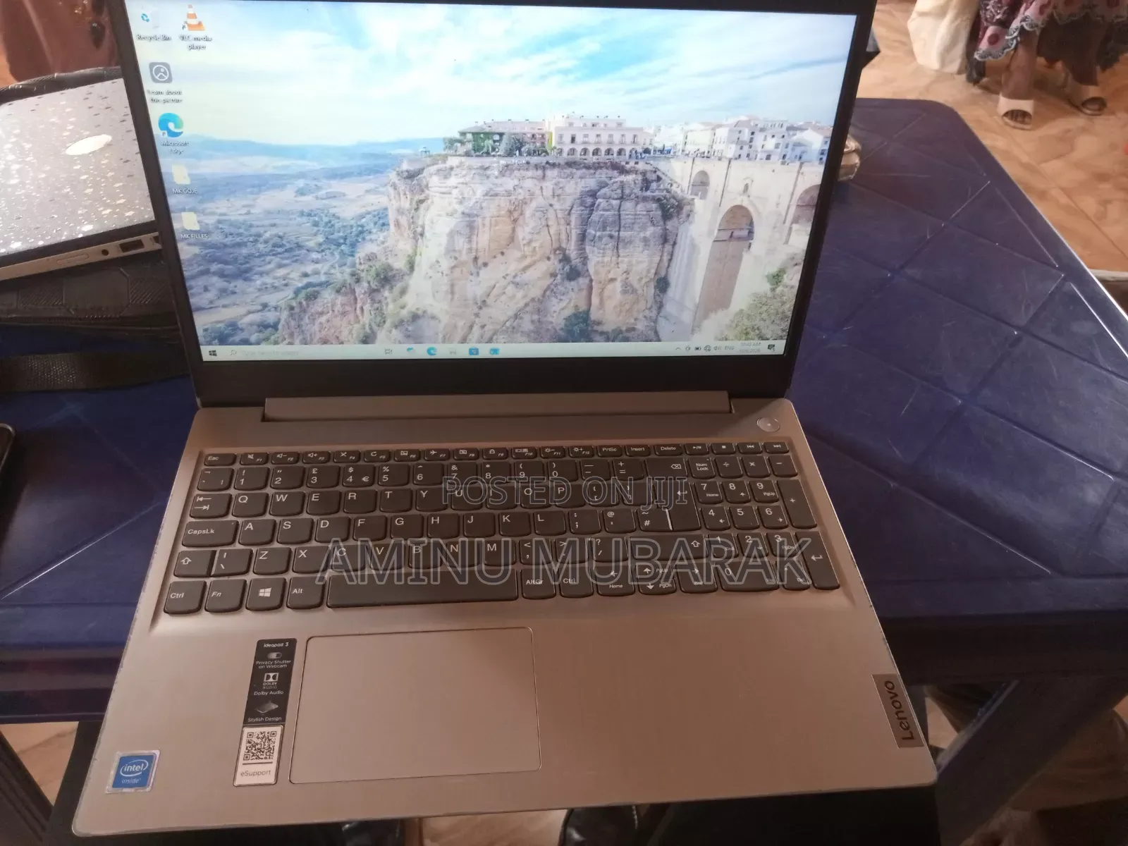 Laptop Lenovo Ideapad 3 4GB Intel Celeron HDD 1T