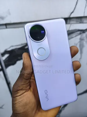 Vivo V50 256 GB Purple