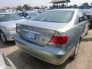 Toyota Camry LE 4dr Sedan (2.4L 4cyl 5A) 2006 Gray