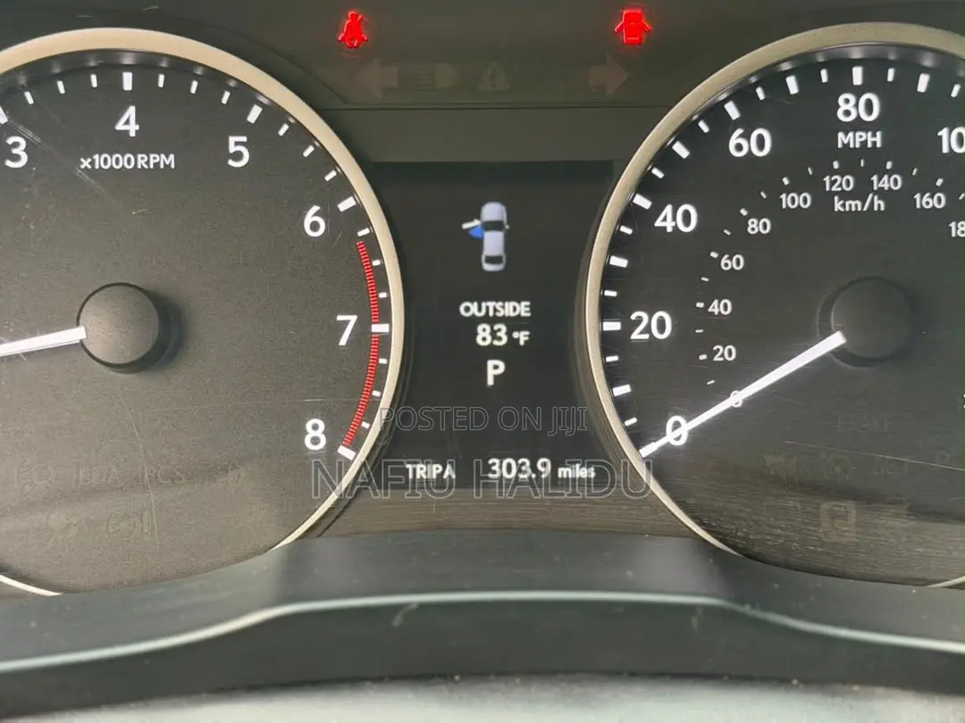 Lexus ES 2015 White