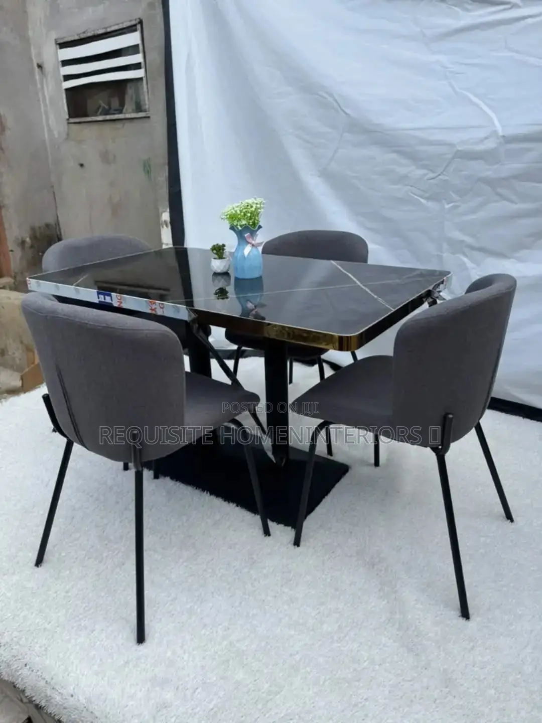 Beautiful 4 Seater Dining Set