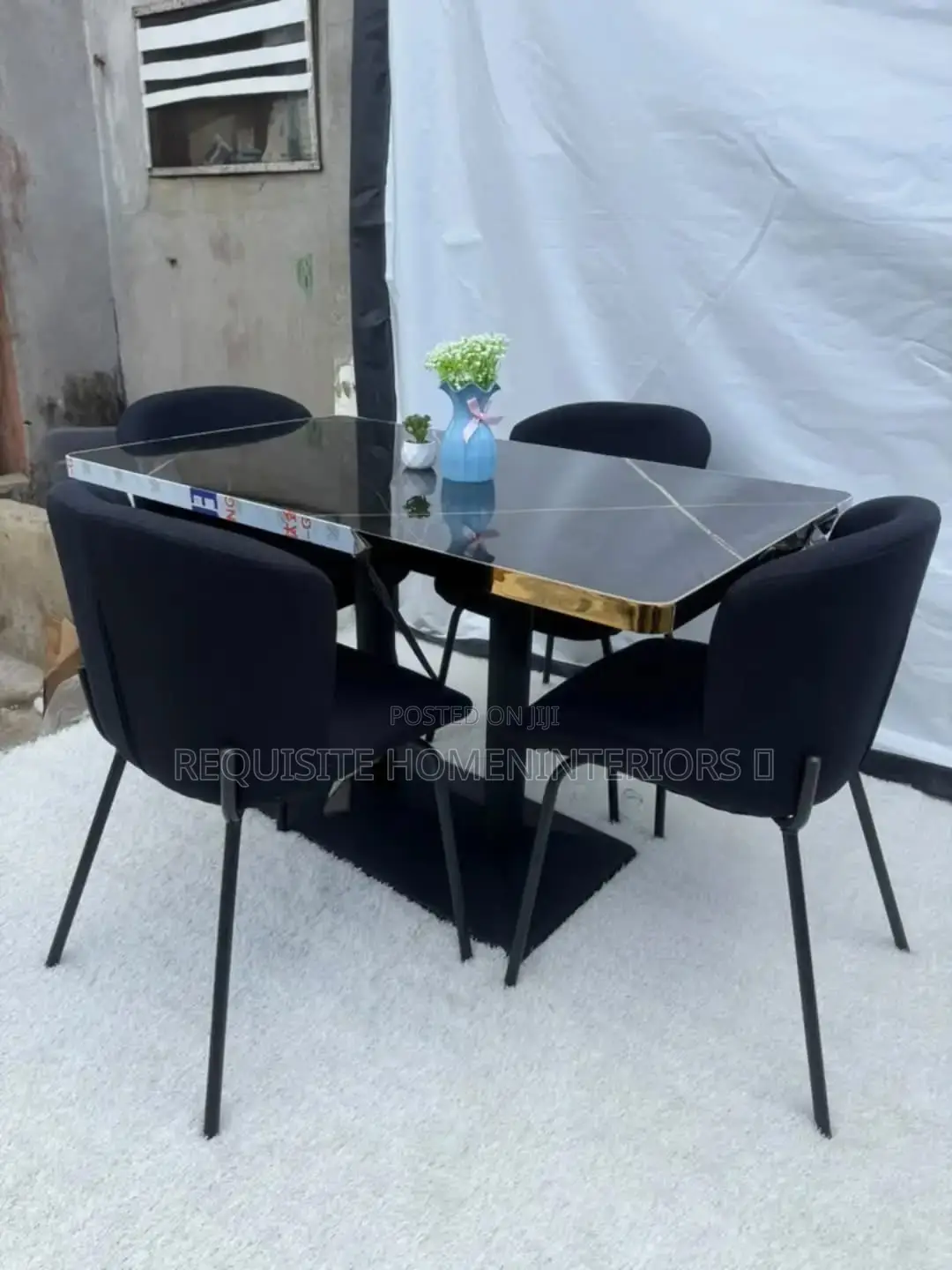 Beautiful 4 Seater Dining Set