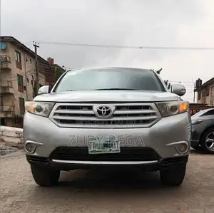 Toyota Highlander 2012 Gray