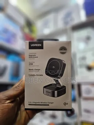 UGREEN 2-in-1Qi2 Magnetic Foldable Fast Charger