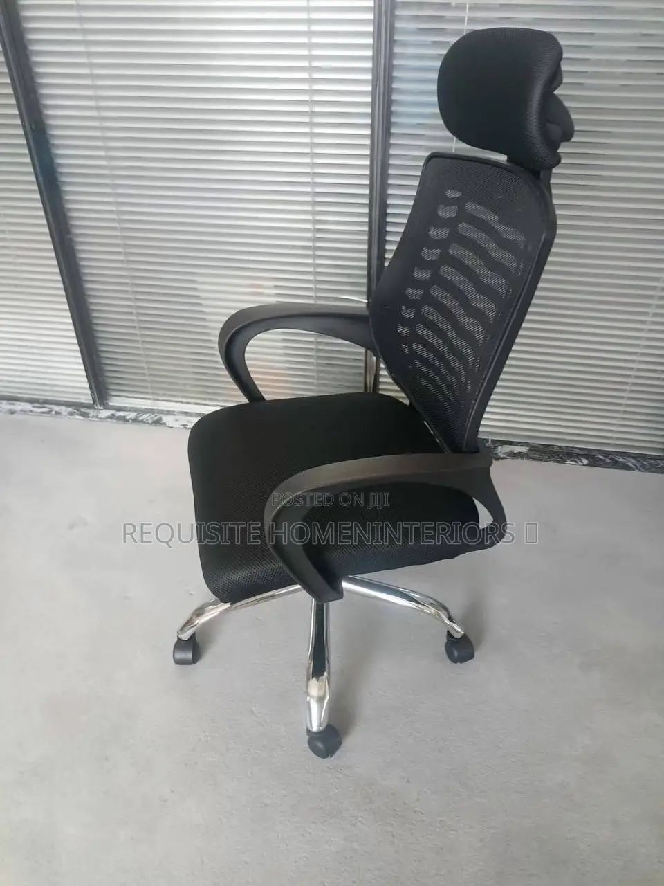 Mesh Chair With Headrest