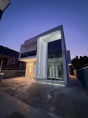4bdrm Duplex in Obio-Akpor for sale